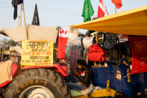 A sign warns Godi Media – lapdog media, a reference to the TV channels seen as supporters of the Narendra Modi government. Many journalists from these media houses have dubbed the protesting farmers “terrorists”, a reference to the Khalistani separatist movement that was active in the state in the 80s and early 90s. December 10, 2020.