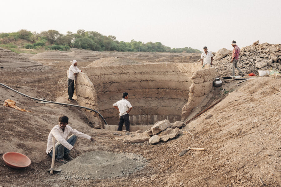 Farmers rebuild an illegal well on the bed of Godavari, the second longest river in India, at Gangawadi in Beed, Maharashtra. April 28, 2016.