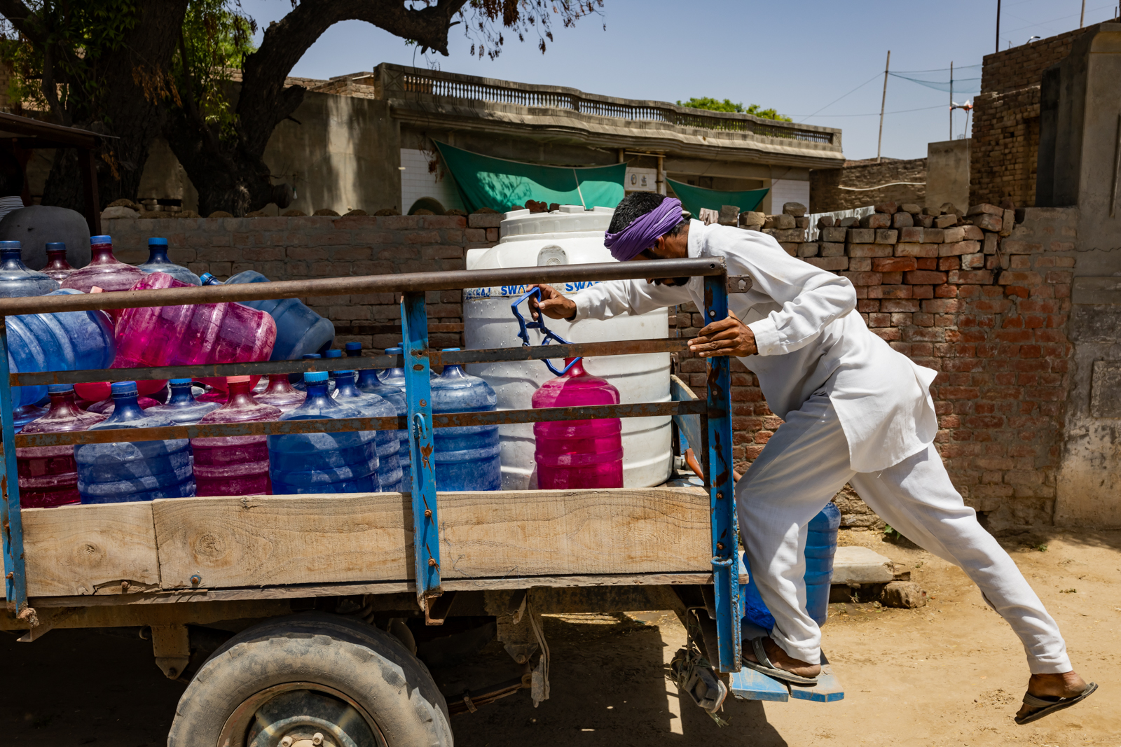 Harsha Vadlamani Photojournalist, Documentary Photographer and Filmmaker in India