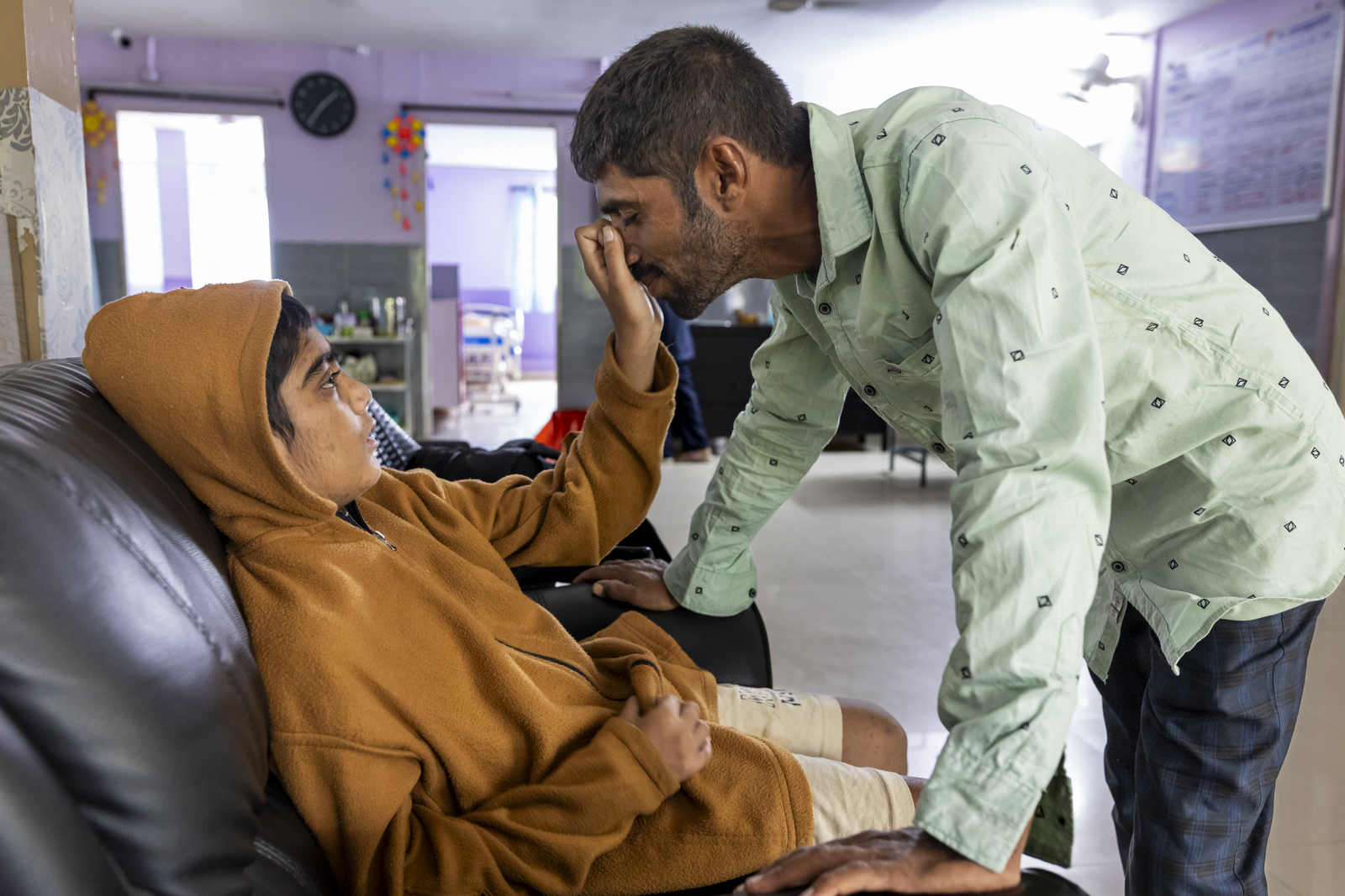 NGO/Non-Profit Photographer | | Harsha Vadlamani Humane interactions photographed for a healthcare non-profit in Hyderabad, India.